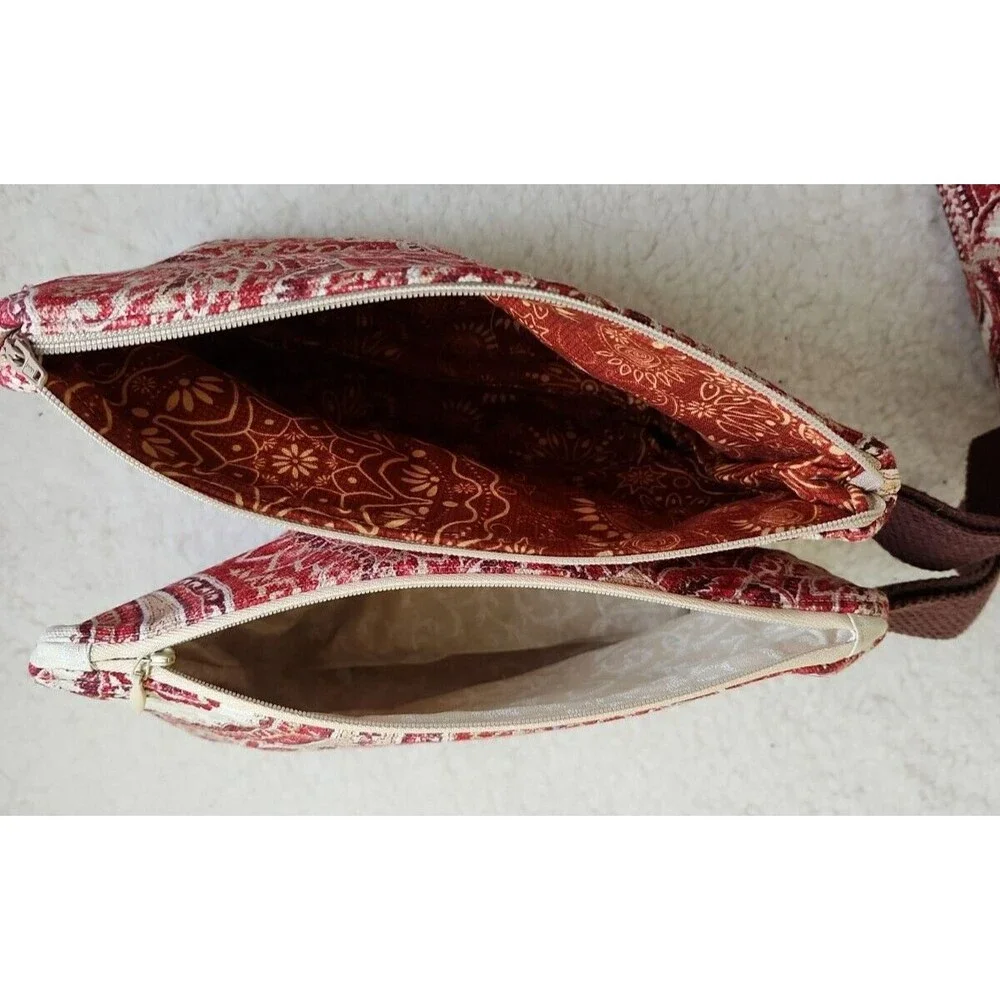 Fabric Tapestry Pattern Makeup Bag, Zippered Project Bag, Cream, Red Pouch